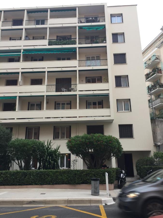 Appartement T3 Climatisé entre mer et centre Niza Exterior foto
